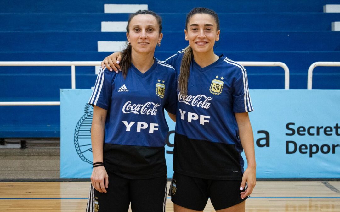 Agostina y Dupuy, con su selección en los Juegos Suramericanos